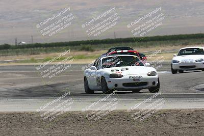 media/Jun-01-2024-CalClub SCCA (Sat) [[0aa0dc4a91]]/Group 3/Race/